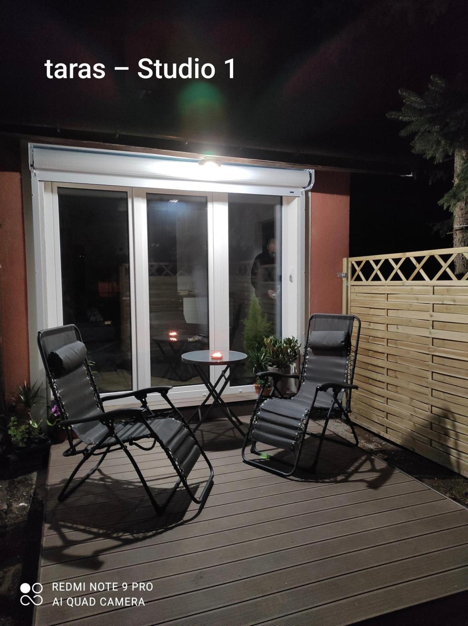 Urocze Studia W Lomiankach, 1- Z Sauna I Tarasem, 2- Z Kominkiem, 3- Ekonomiczne, 7Km Metro Mlociny Warszawa Łomianki エクステリア 写真